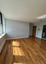 Main Street Commons in East Rutherford, NJ - Building Photo - Building Photo