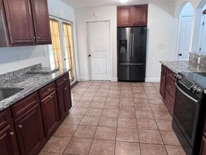 7200 FL-85 in Laurel Hill, FL - Building Photo - Building Photo