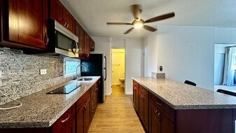 1630 Makiki St in Honolulu, HI - Building Photo