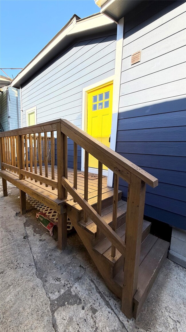 property at 2115 Fulton St