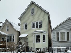 1626 N Fairfield Ave in Chicago, IL - Building Photo