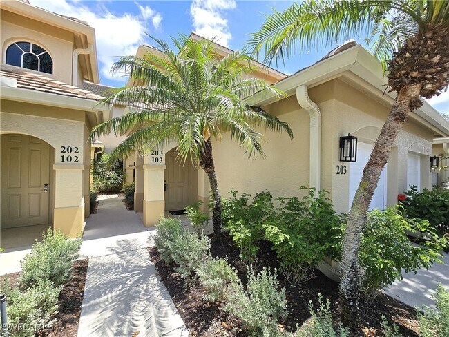 25130 Sandpiper Greens Ct in Bonita Springs, FL - Foto de edificio - Building Photo