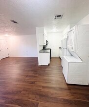 3016 Jean Lafitte Pkwy in Chalmette, LA - Building Photo - Building Photo