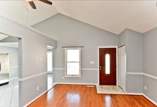 13103 11th St-Unit -top floor in Bowie, MD - Building Photo - Building Photo