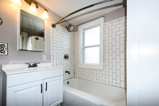 715 Watson Ave., Unit C in Winston-Salem, NC - Building Photo - Building Photo