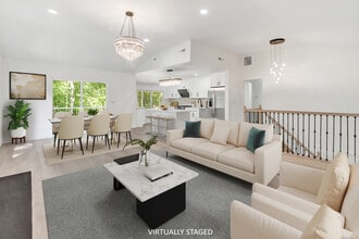 51 Great Oak Rd in Shelton, CT - Building Photo - Building Photo