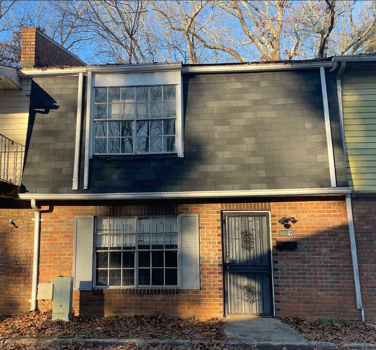 1859 Whitehall Forest Ct SE in Atlanta, GA - Building Photo