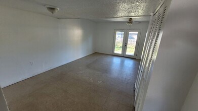 713 66th Ave W in Bradenton, FL - Building Photo - Building Photo