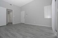 2BR, 1BA - 700 SF - Avenue 64 Apartments in Los Angeles, California