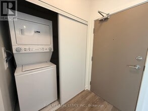 1010 Sandy Beach Rd in Pickering, ON - Building Photo - Building Photo