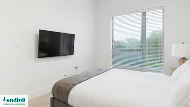 650 E Sycamore St, Unit 3311 in Denton, TX - Building Photo - Building Photo