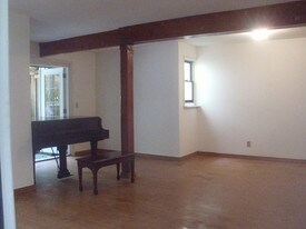 182 Downey St Apartments
