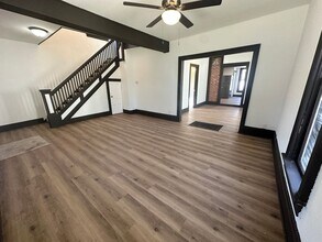 413 SW Clay St in Topeka, KS - Building Photo - Building Photo