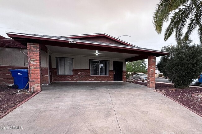 property at 4401 E Contessa St