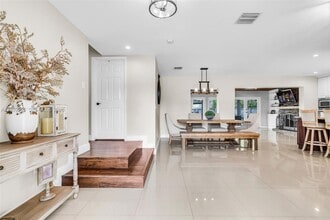 9091 SW 49th St in Cooper City, FL - Building Photo - Building Photo