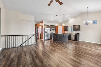 7313 N 139th St in Omaha, NE - Building Photo - Building Photo