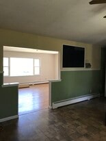 189 Russell St, Unit 2nd floor in Lewiston, ME - Building Photo