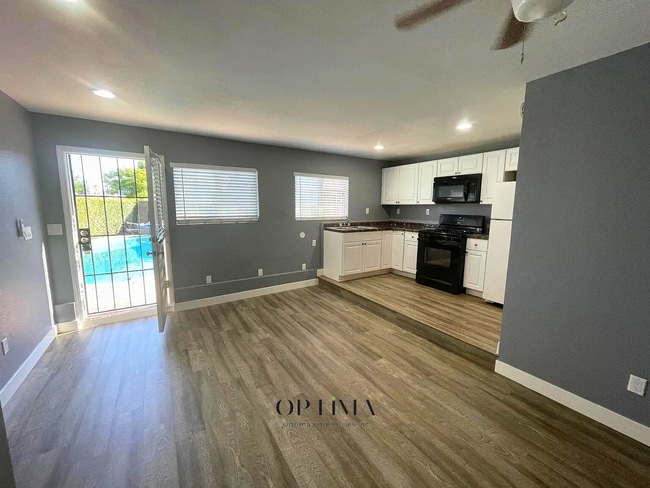 8400 Fullbright Ave in Los Angeles, CA - Building Photo - Building Photo