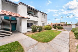 1455 E Katie Ave in Las Vegas, NV - Building Photo