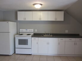 15 St Marys St in Biddeford, ME - Building Photo