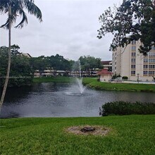 7051 Environ Blvd in Lauderhill, FL - Building Photo - Building Photo