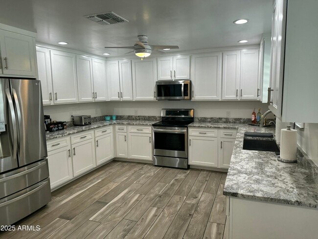 4820 W Christine Cir in Glendale, AZ - Building Photo - Building Photo