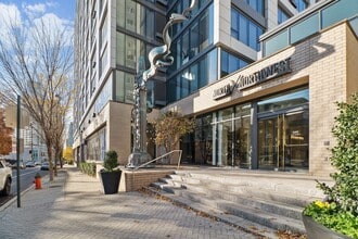 North X Northwest Apartments in Philadelphia, PA - Foto de edificio - Building Photo