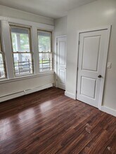 17 Edwin Plz, Unit 1 in Newark, NJ - Foto de edificio - Building Photo