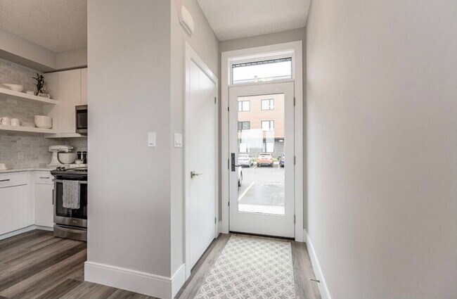 54 Bridge St W in Kitchener, ON - Building Photo - Building Photo