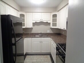 7650 S Harlem Ave in Bridgeview, IL - Building Photo - Building Photo