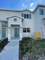 1221 NW 4th Ln in Florida City, FL - Building Photo