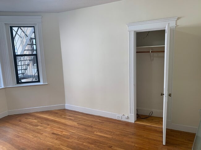 1148 Commonwealth Ave in Boston, MA - Foto de edificio - Building Photo