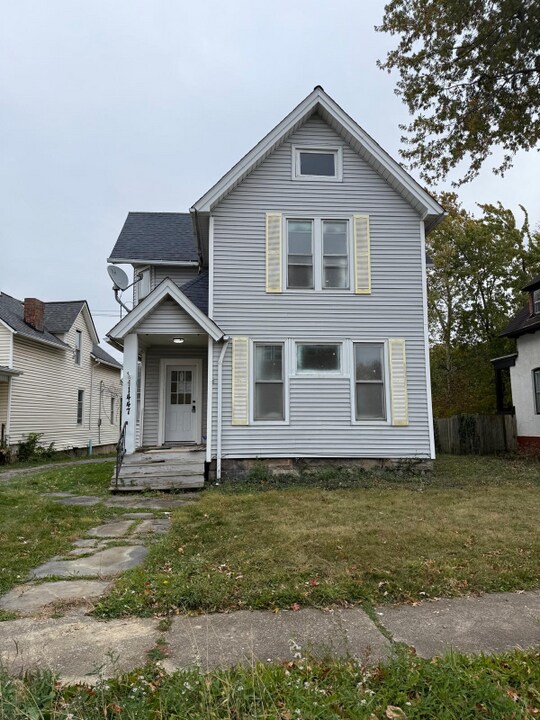 1447 W 101st St in Cleveland, OH - Building Photo