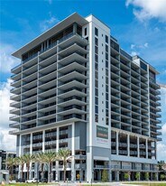 221 Main St N in St. Petersburg, FL - Building Photo