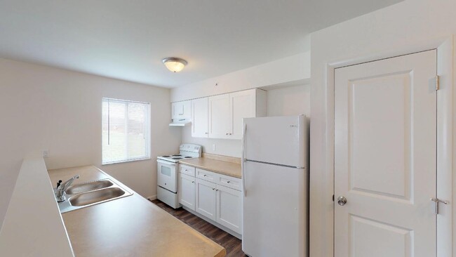 property at 56 Hampshire Ln
