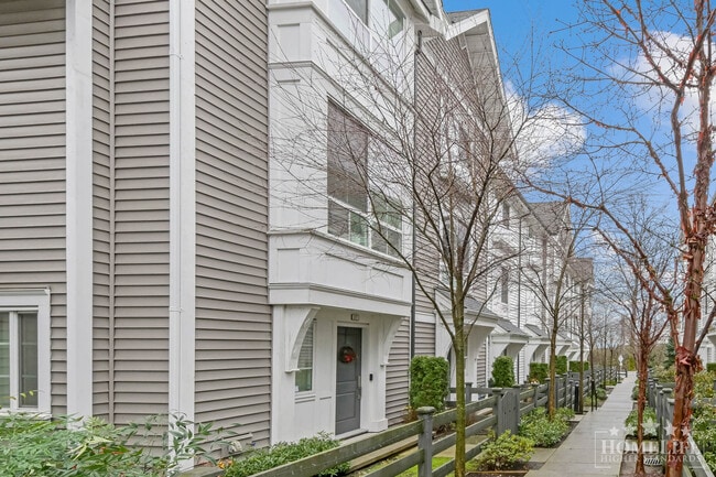 property at 2838 Livingstone Ave