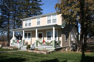 37152 Little River Tpke in Middleburg, VA - Building Photo