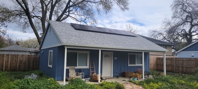 property at 35 1/2 Oak Ave