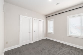 Fayette Place Apartments in Syracuse, NY - Foto de edificio - Interior Photo