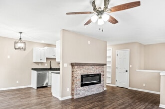 100 Orourke Drive in Platte City, MO - Building Photo - Building Photo