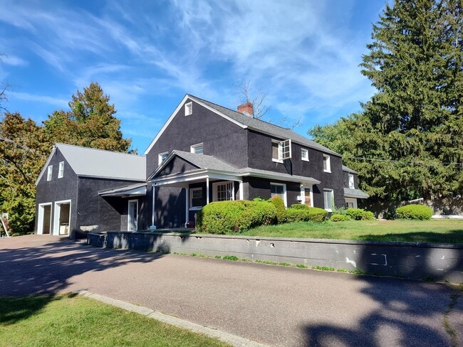 190 White St in South Burlington, VT - Building Photo - Building Photo