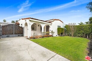 2315 Cochran Ave in Los Angeles, CA - Building Photo