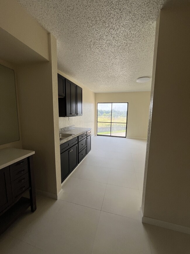 2705-2715 Cherry Rd in Memphis, TN - Building Photo - Building Photo