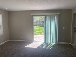 8623 Corrington Ave in Kansas City, MO - Building Photo - Building Photo