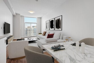 The Highlander in Kingston, ON - Foto de edificio - Building Photo