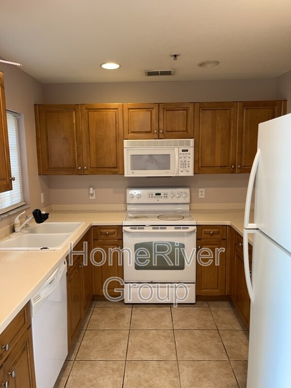 12020 Rain Brook Ave in Ft. Myers, FL - Building Photo - Building Photo