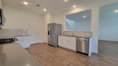304 Redonda Dr in Liberty Hill, TX - Building Photo - Building Photo