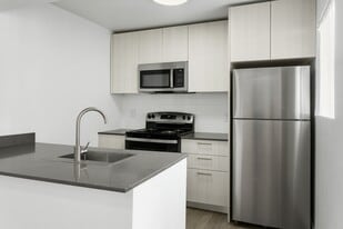 Villa de Cortez in Phoenix, AZ - Building Photo