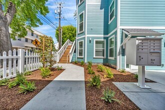 2020 Dwight Way, Unit A in Berkeley, CA - Foto de edificio - Building Photo
