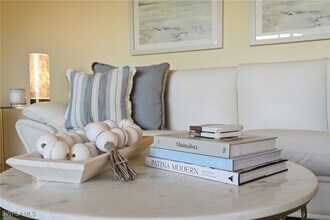 7048 Pelican Bay Blvd in Naples, FL - Building Photo - Building Photo